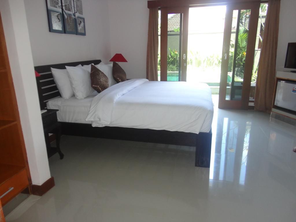 Kamar Madu Villa *