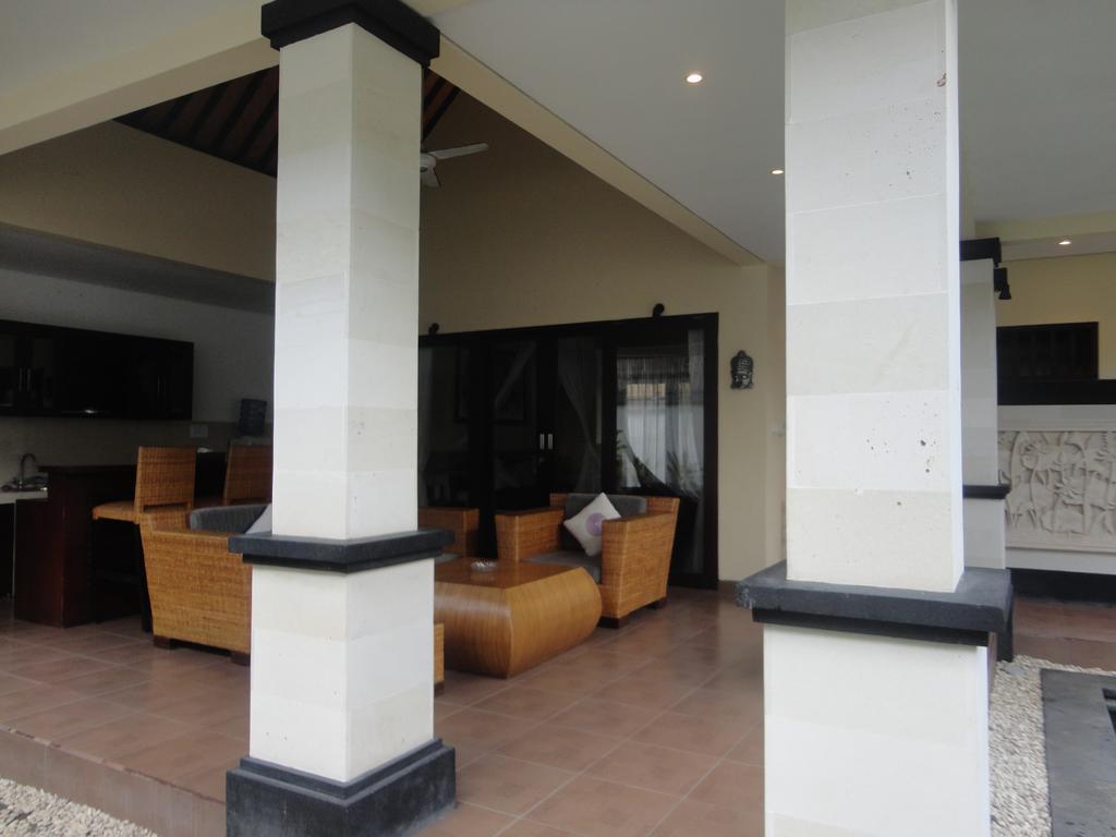Villa Kamar Madu *