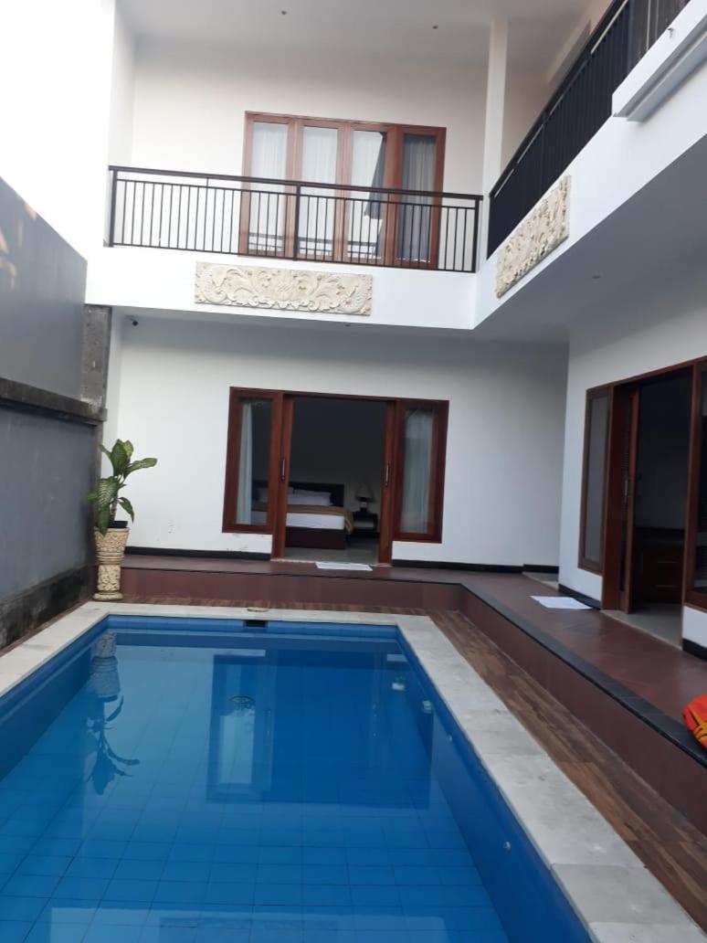 Villa Kamar Madu