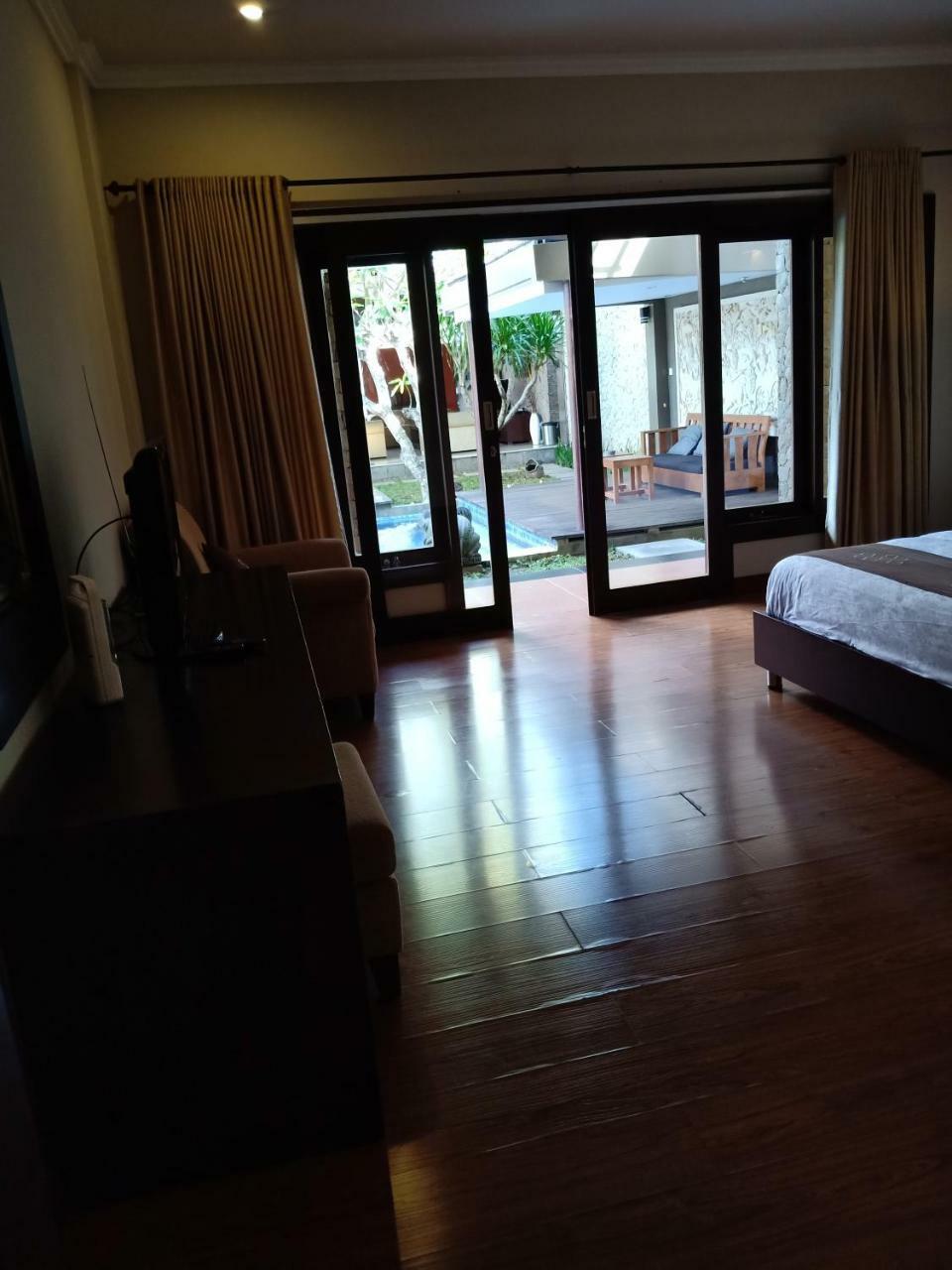 Villa Kamar Madu Seminyak (Bali)