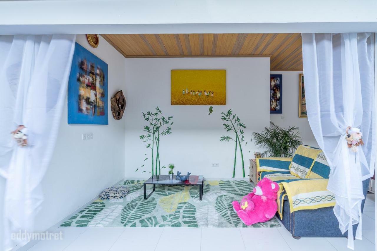 Villa Kamar Madu *